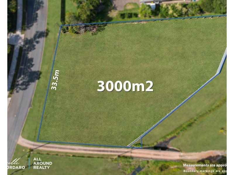 25 Madeline Dr, Morayfield QLD 4506