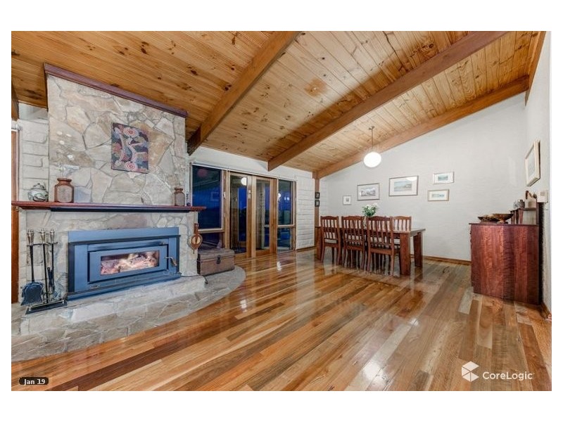 245 Palmer Road, Sunbury VIC 3429