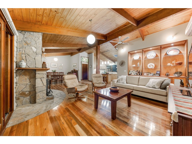 245 Palmer Road, Sunbury VIC 3429