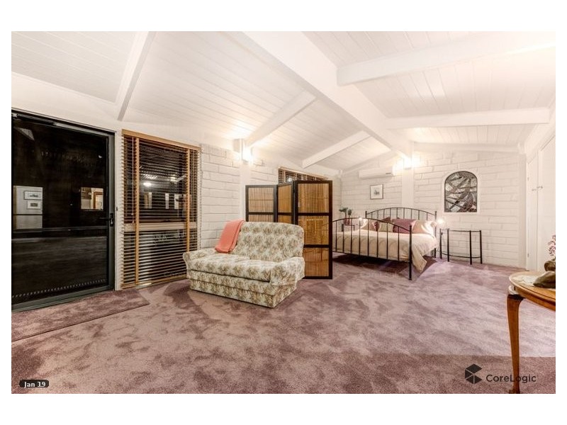 245 Palmer Road, Sunbury VIC 3429