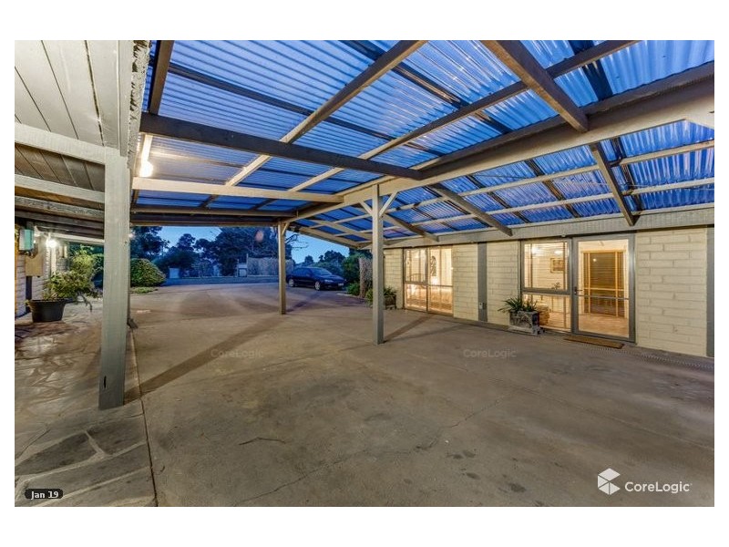 245 Palmer Road, Sunbury VIC 3429