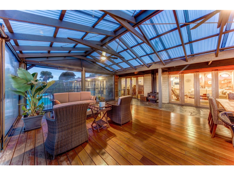 245 Palmer Road, Sunbury VIC 3429