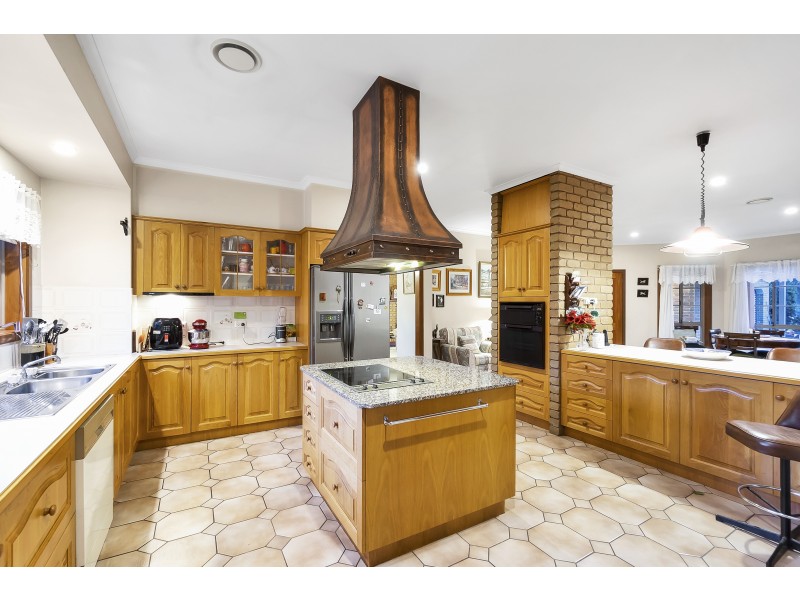 14 Bidstrup Avenue, Broadford VIC 3658