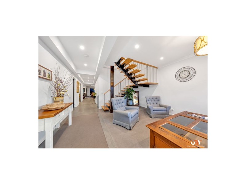 23 Dashing Road, Craigieburn VIC 3064