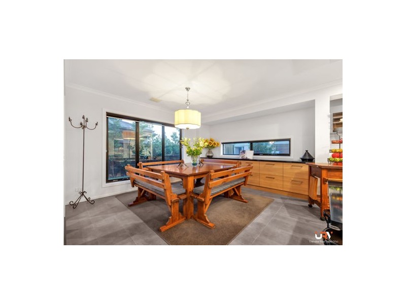 23 Dashing Road, Craigieburn VIC 3064