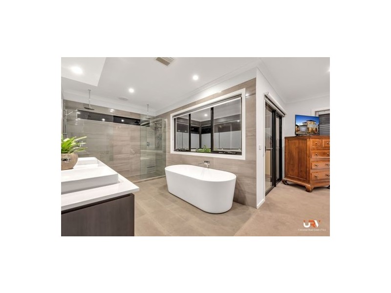 23 Dashing Road, Craigieburn VIC 3064