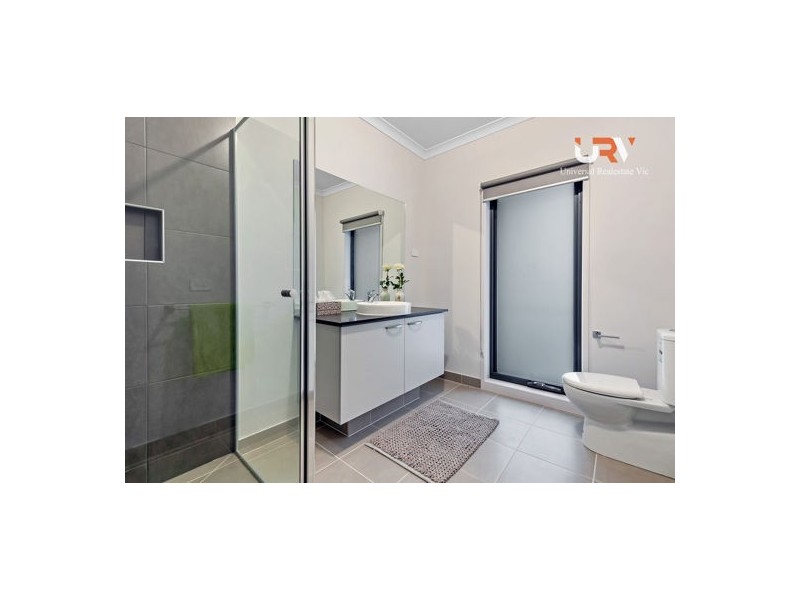 6 Montalto Street, Craigieburn VIC 3064