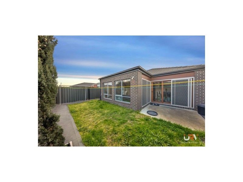 14 Plum Street, Craigieburn VIC 3064