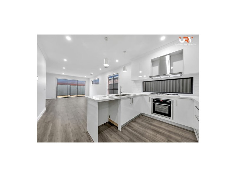 83 Featherwood Crescent, Craigieburn VIC 3064