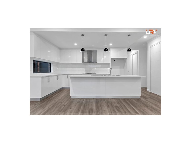 85 Featherwood Crescent, Craigieburn VIC 3064