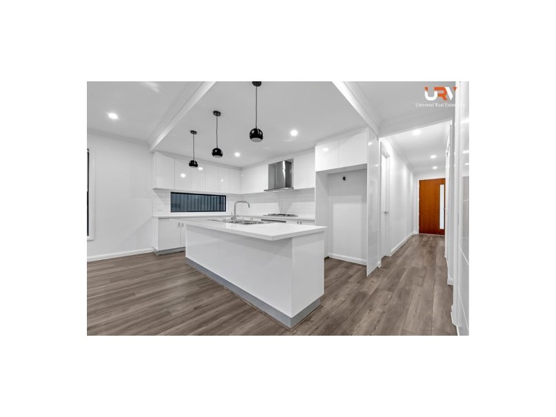 85 Featherwood Crescent, Craigieburn VIC 3064