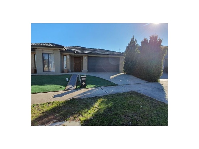 67 Newbury Bvd, Craigieburn VIC 3064