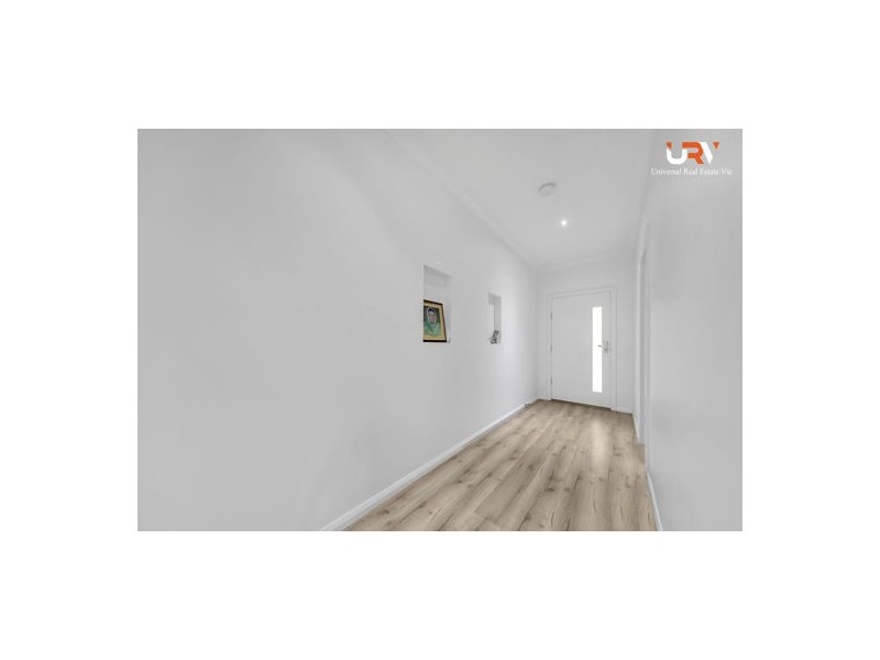 42 Natural Drive, Craigieburn VIC 3064