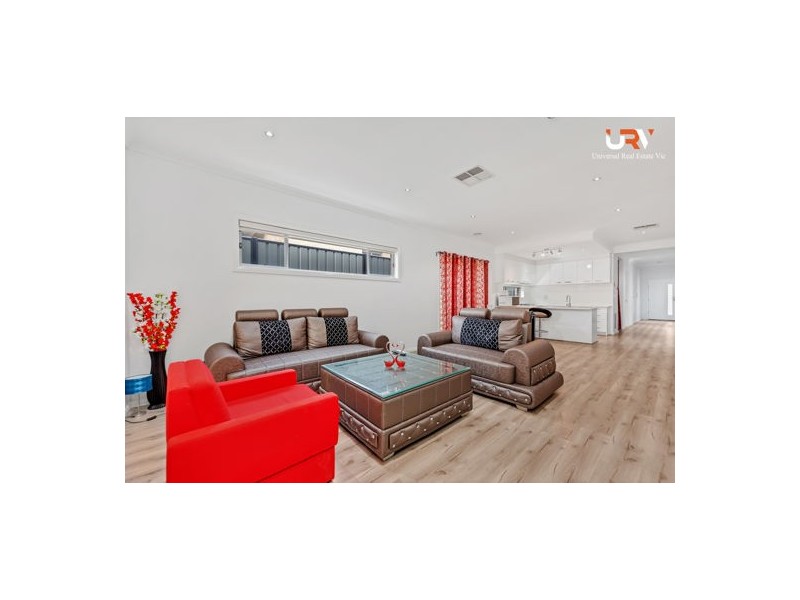 42 Natural Drive, Craigieburn VIC 3064