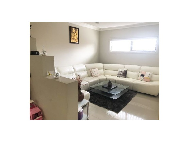 15 Crosskeys Road, Craigieburn VIC 3064