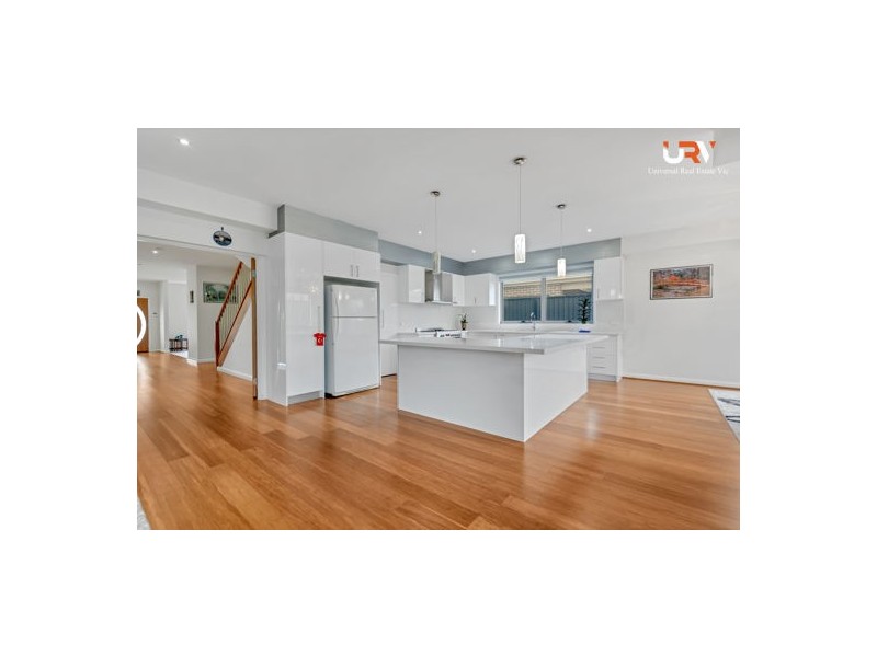 23 Essence Parkway, Craigieburn VIC 3064