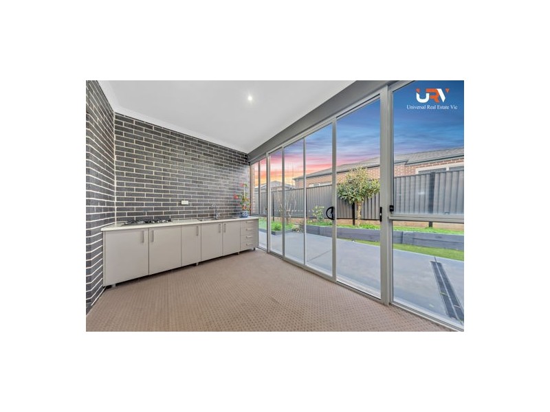 23 Essence Parkway, Craigieburn VIC 3064