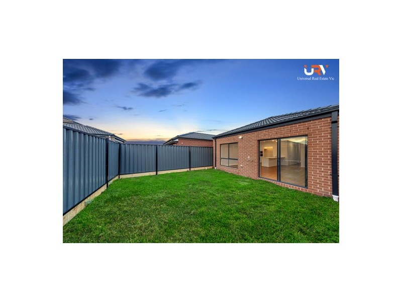 99 Champion Parade, Craigieburn VIC 3064