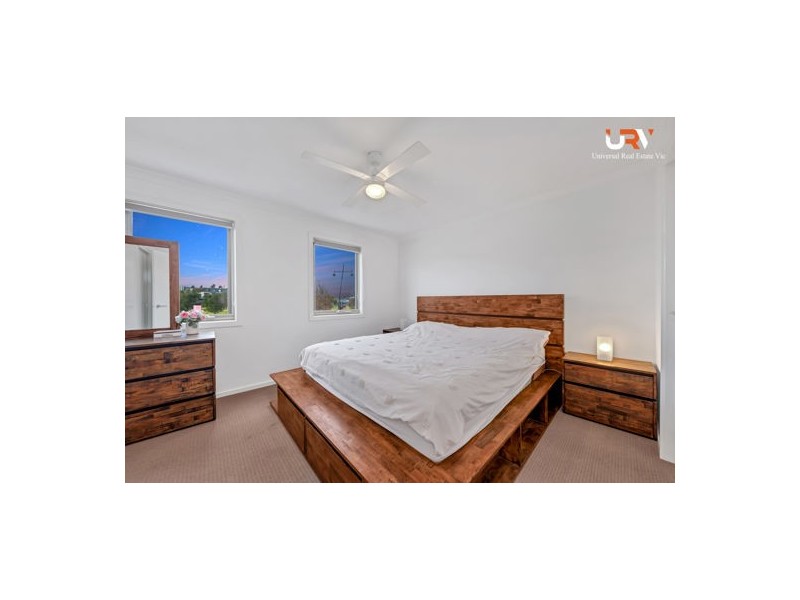 8/1 Hyde Park Avenue, Craigieburn VIC 3064