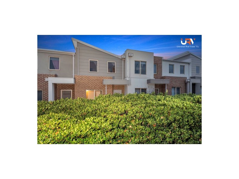 8/1 Hyde Park Avenue, Craigieburn VIC 3064