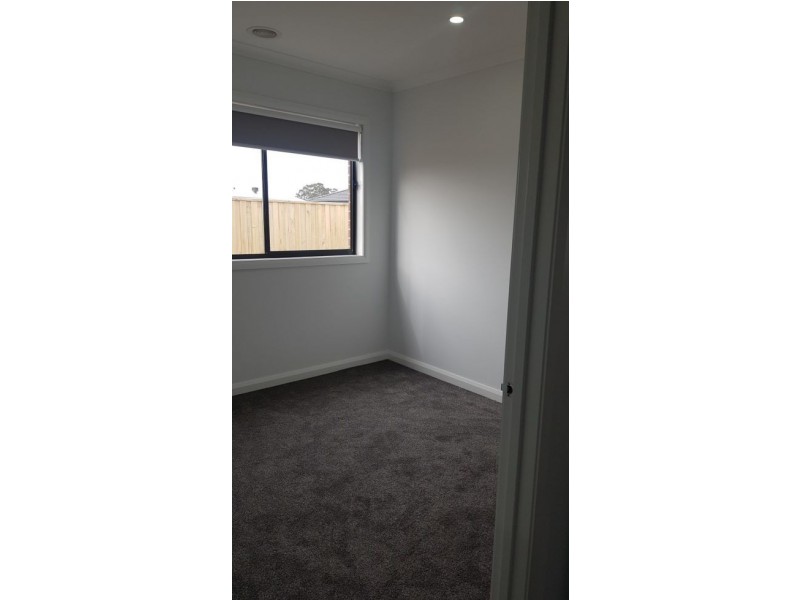 51 Latchford Drive, Mickleham VIC 3064