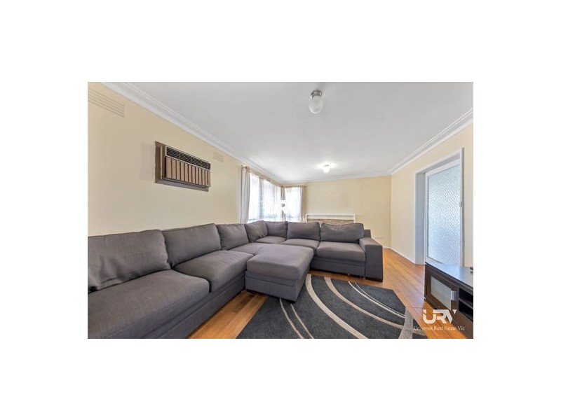 20 Plumpton Avenue, Craigieburn VIC 3064
