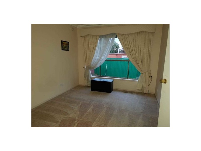 82 Hothlyn Drive, Craigieburn VIC 3064