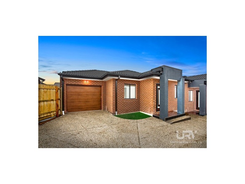 2/49 Gillingham Crescent, Craigieburn VIC 3064