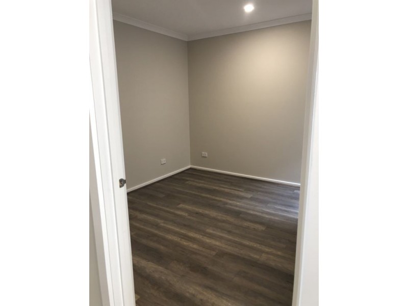28 Colwood Avenue, Mickleham VIC 3064