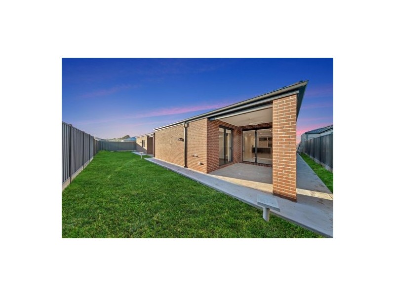 99 Moxham Drive, Kalkallo VIC 3064