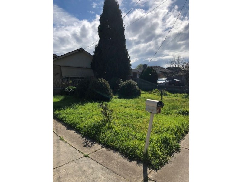 11 Hanson Road, Craigieburn VIC 3064