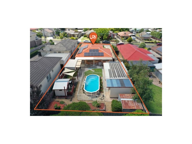 15 Plumpton Avenue, Craigieburn VIC 3064