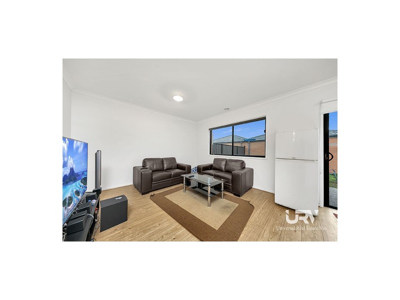 15 Olivetree Loop, Craigieburn VIC 3064