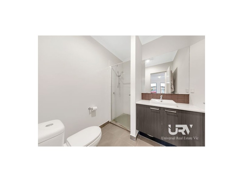 15 Olivetree Loop, Craigieburn VIC 3064