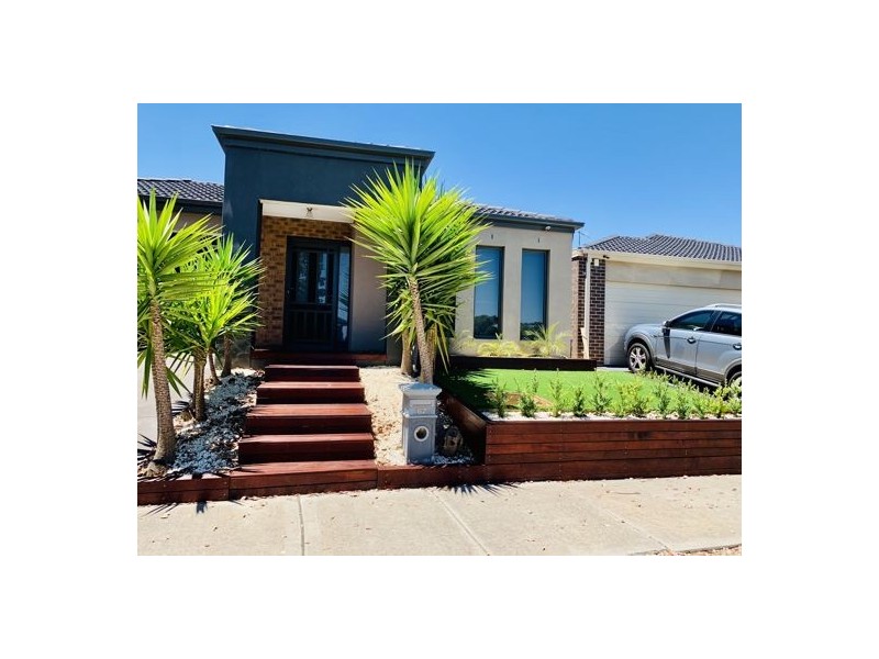 62 Bridgehaven Drive, Craigieburn VIC 3064