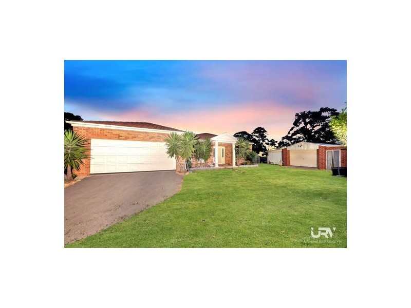 50 FIRST AVENUE, Eden Park VIC 3757