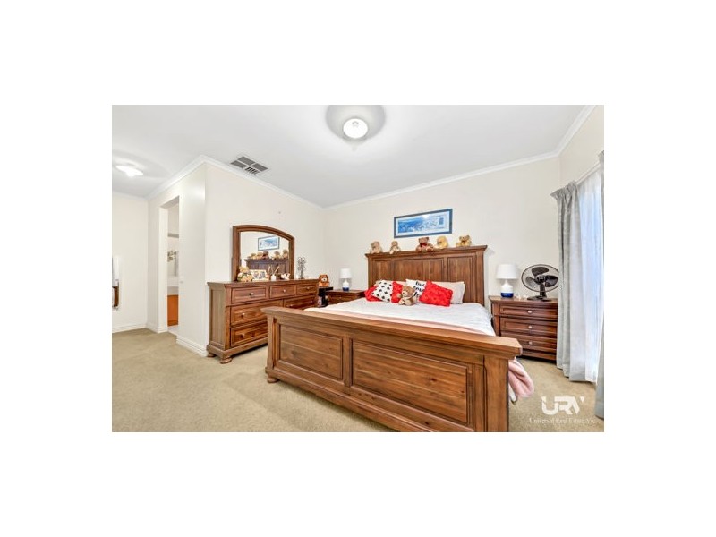 50 FIRST AVENUE, Eden Park VIC 3757