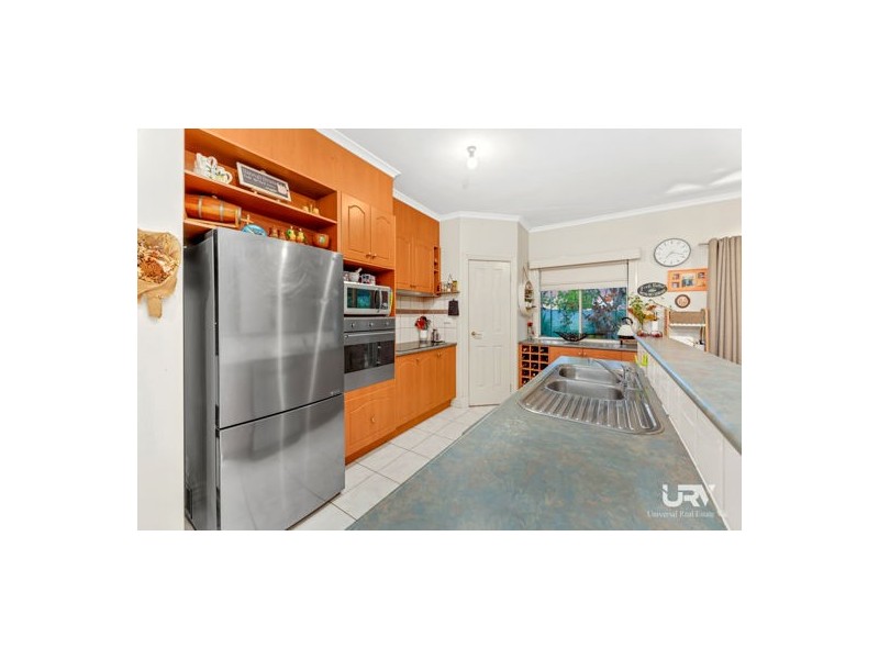50 FIRST AVENUE, Eden Park VIC 3757