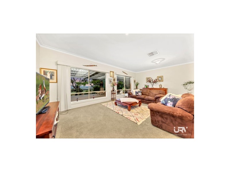 50 FIRST AVENUE, Eden Park VIC 3757