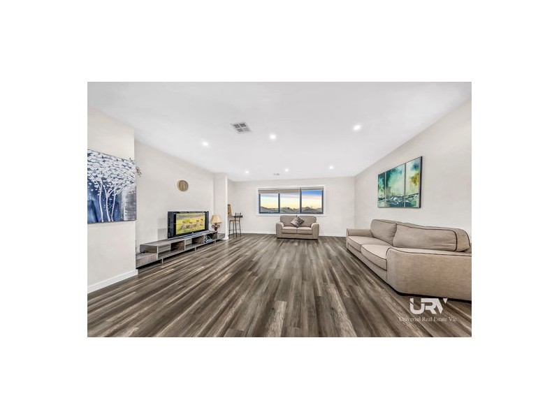 23 Macarthur Way, Mickleham VIC 3064