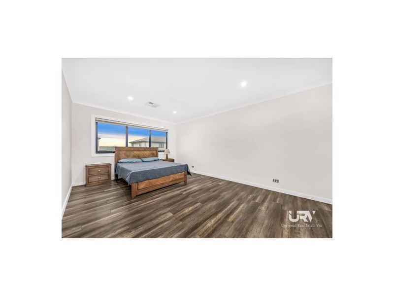 23 Macarthur Way, Mickleham VIC 3064