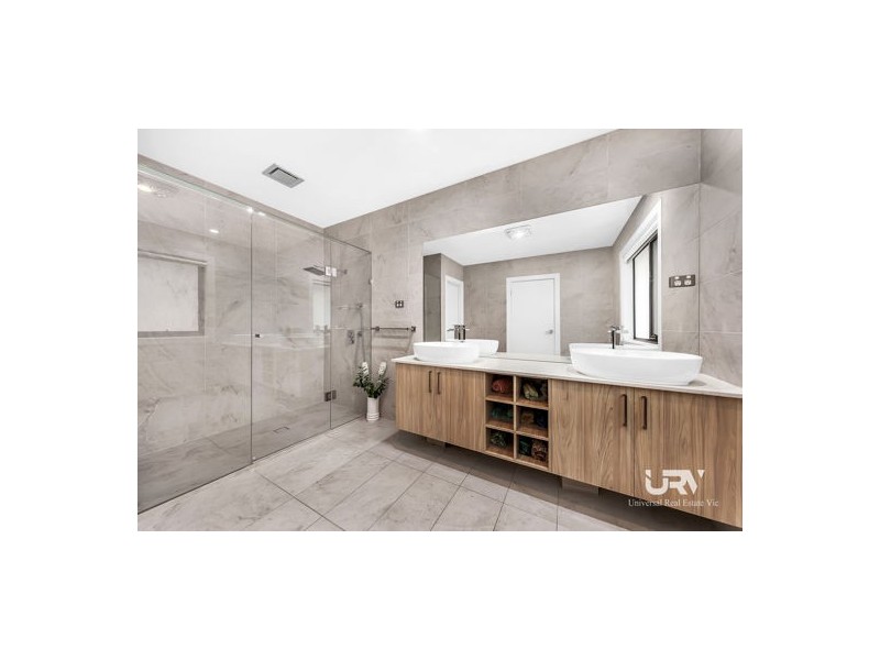 23 Macarthur Way, Mickleham VIC 3064