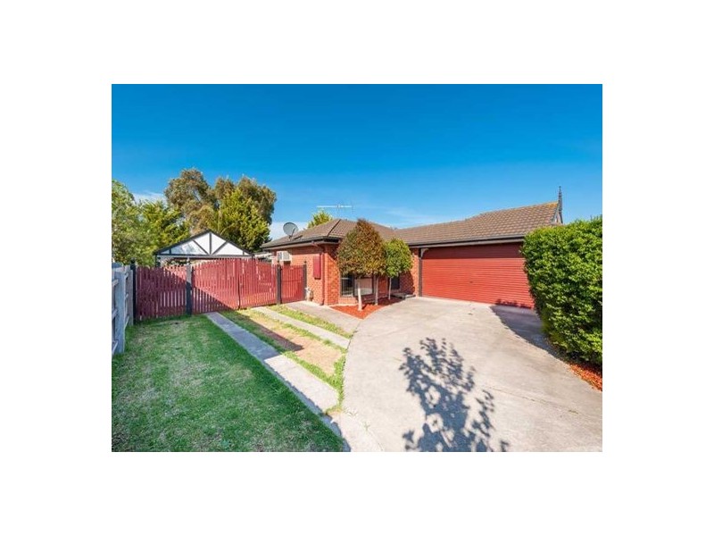 61 Banbury Crescent, Craigieburn VIC 3064