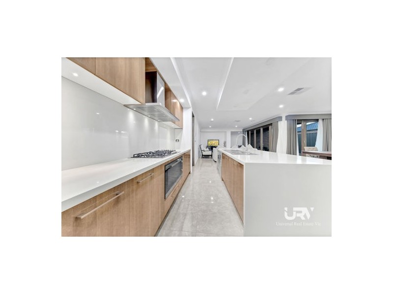 6 Tarlo Court, Craigieburn VIC 3064