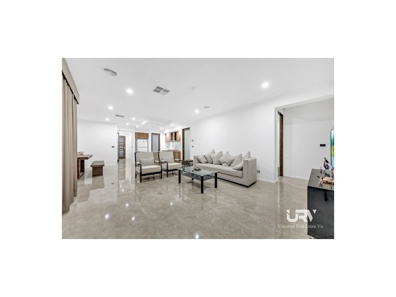 6 Tarlo Court, Craigieburn VIC 3064