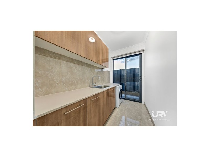 6 Tarlo Court, Craigieburn VIC 3064