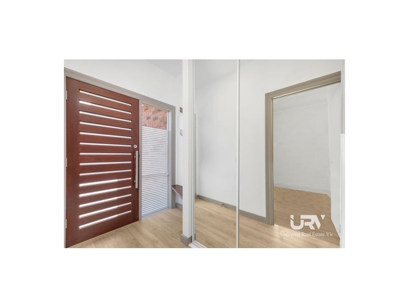 1 KENT COURT, Craigieburn VIC 3064