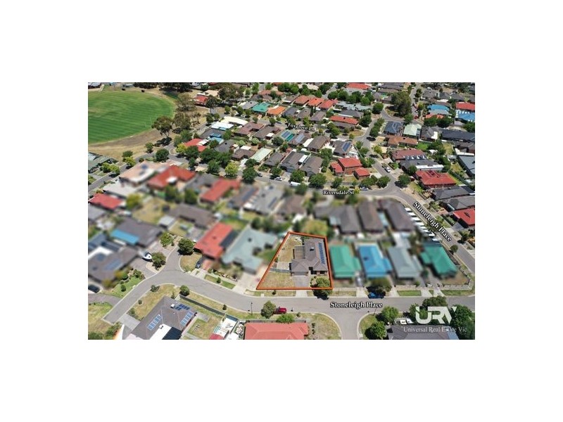 24 Stoneleigh Place, Craigieburn VIC 3064