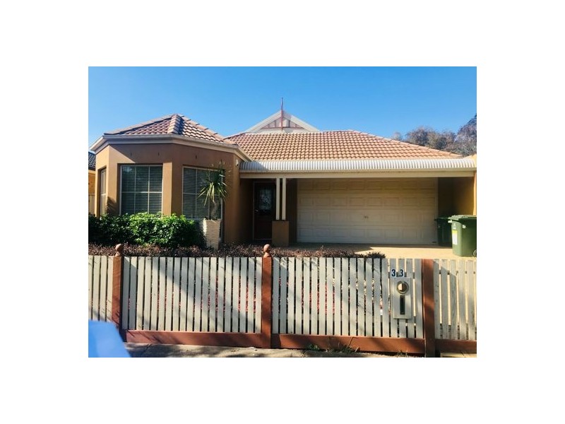 33 Princes Circuit, Craigieburn VIC 3064