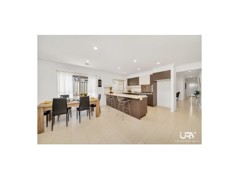 70 Corringa Way, Craigieburn VIC 3064